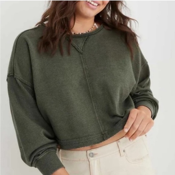 aerie Sweaters - Aerie Cropped Crewneck Sweater Size XS Oversized Beach Party Sweatshirt Green